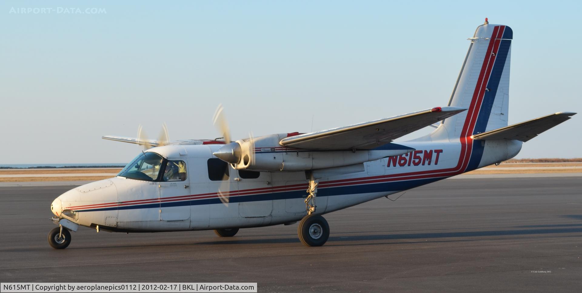N615MT, 1960 Aero Commander 500-B C/N 500B-911-2, N615MT awaiting departure from KBKL.