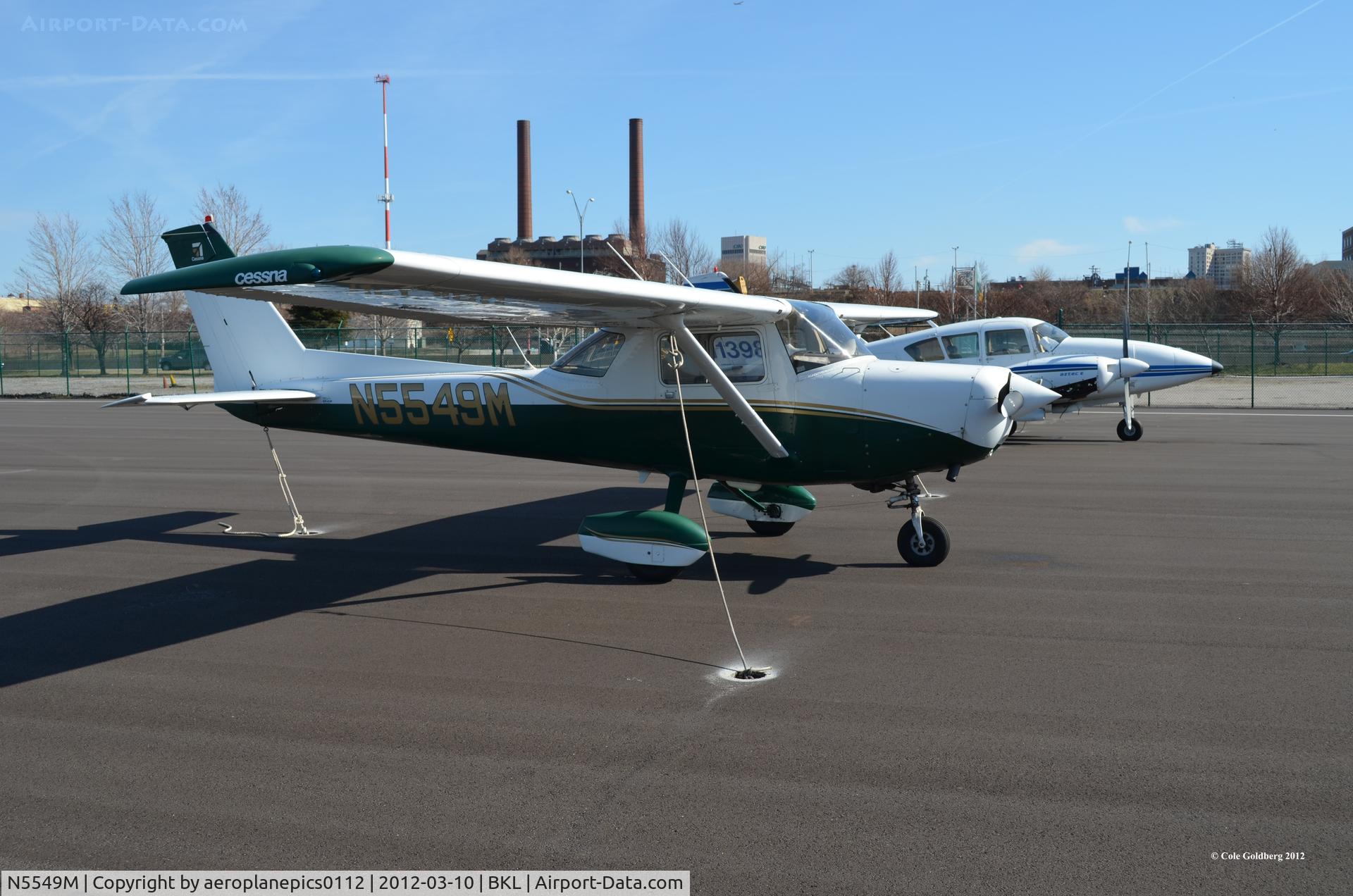 N5549M, 1980 Cessna 152 C/N 15284612, N5549M at KBKl.