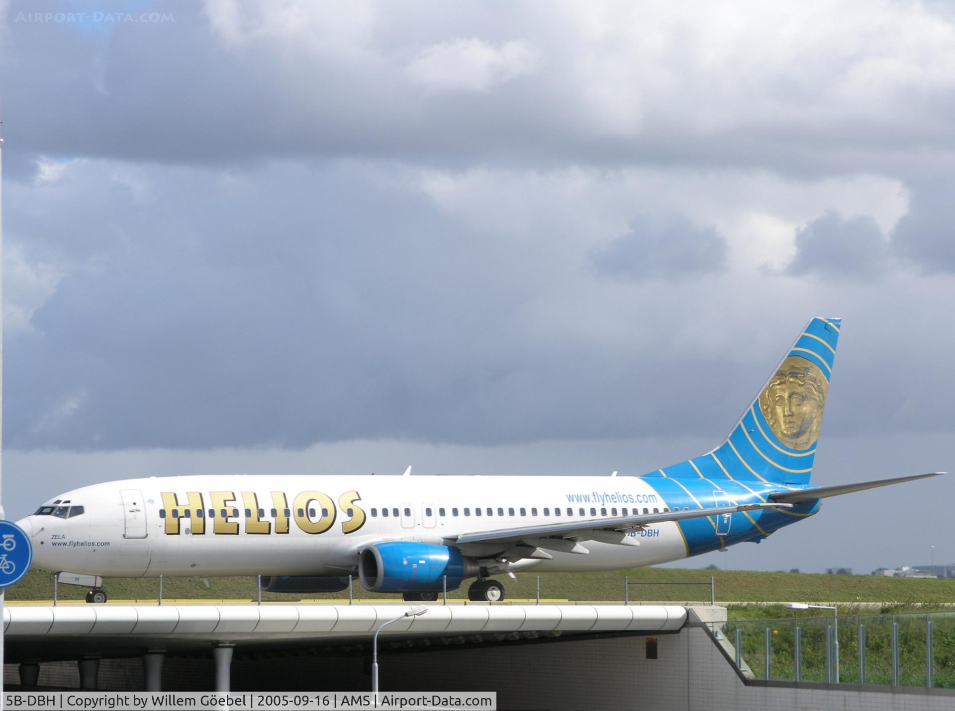 5B-DBH, 2001 Boeing 737-86N C/N 30806, Taxi to runway L36 of Schiphol Airport