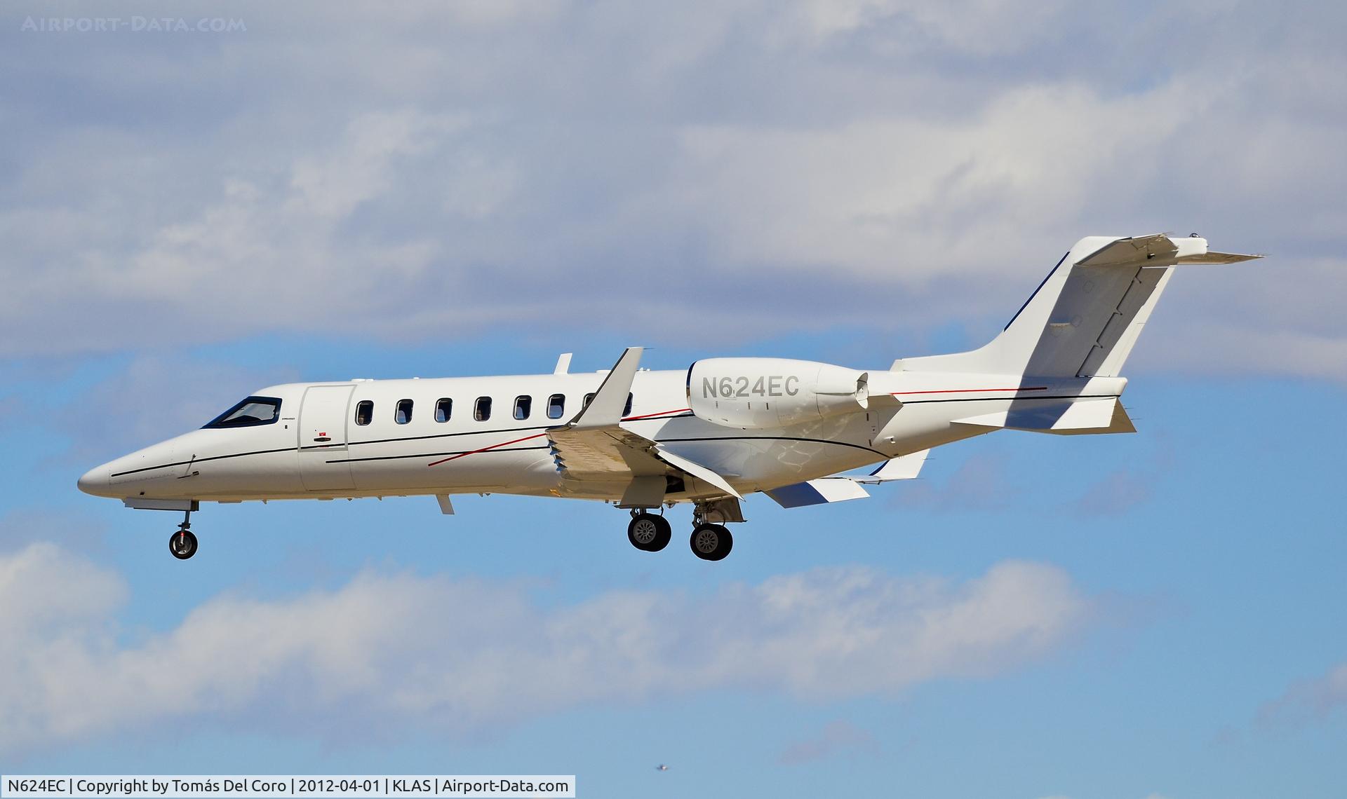 N624EC, Learjet Inc 45 C/N 406, N624EC Learjet 45 C/N 406

Las Vegas - McCarran International (LAS / KLAS)
USA - Nevada, April 01, 2012
Photo: Tomás Del Coro