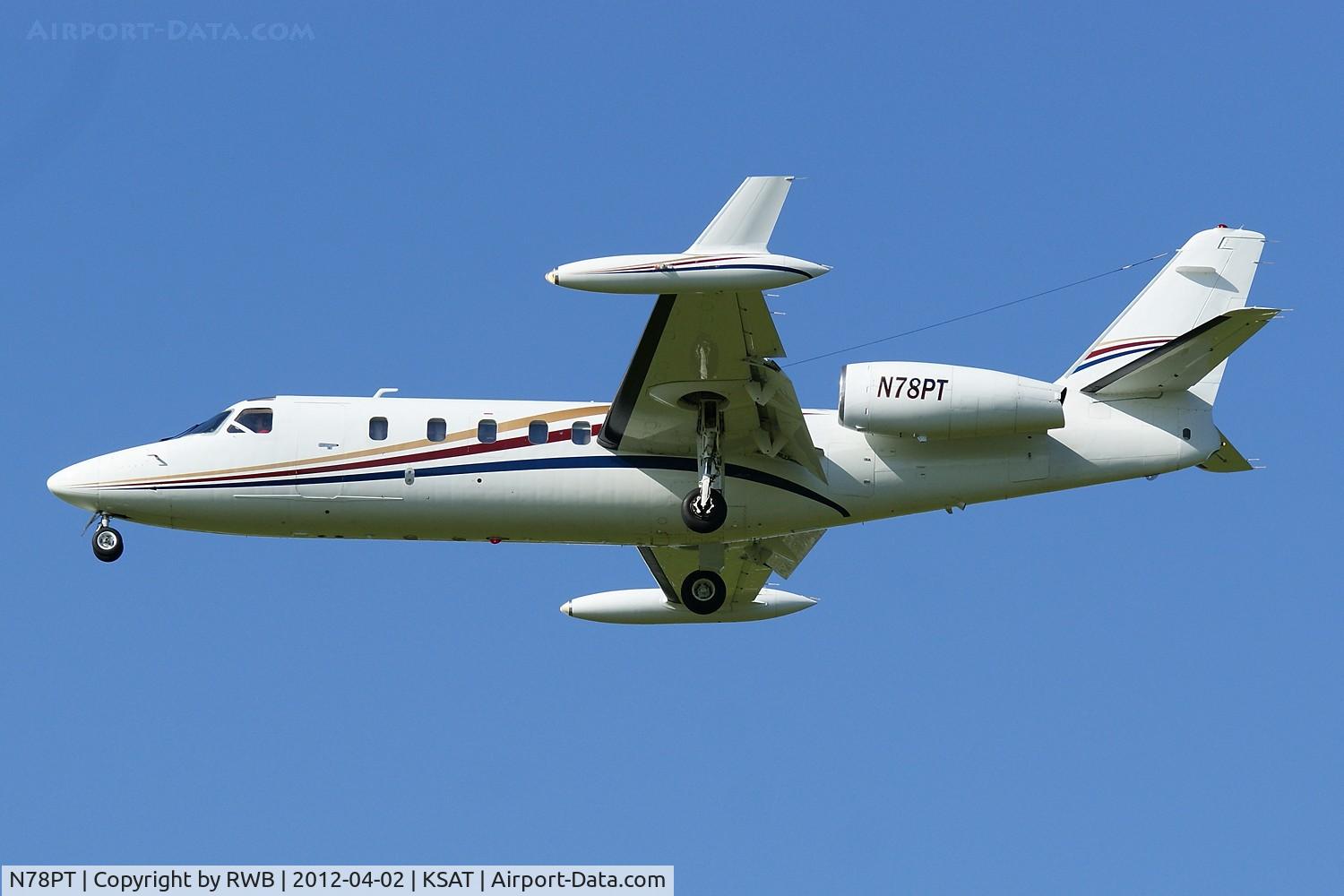 N78PT, 1980 Israel Aircraft Industries 1124 C/N 304, On approach 12R