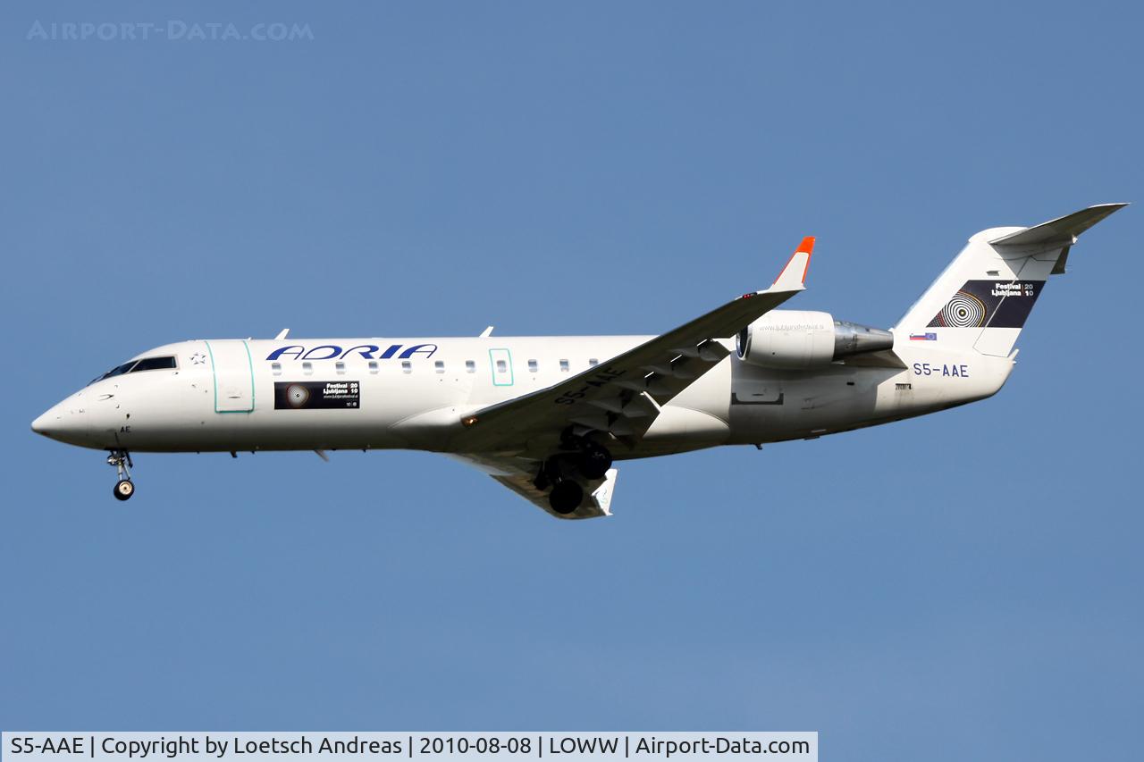 S5-AAE, 1998 Canadair CRJ-200LR (CL-600-2B19) C/N 7170, Adria Airways