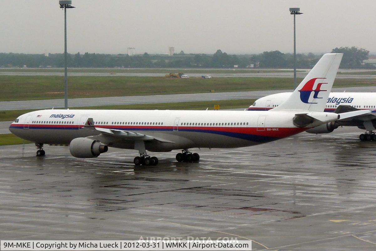 9M-MKE, Airbus A330-322 C/N 077, At Kuala Lumpur