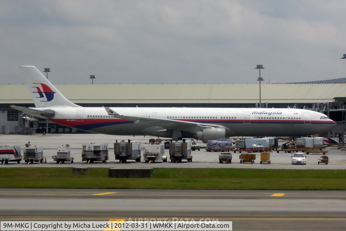 9M-MKG, 1995 Airbus A330-322 C/N 107, At Kuala Lumpur