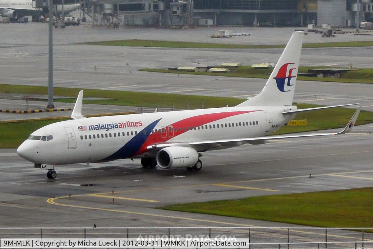 9M-MLK, 2011 Boeing 737-8FZ C/N 39321, At Kuala Lumpur