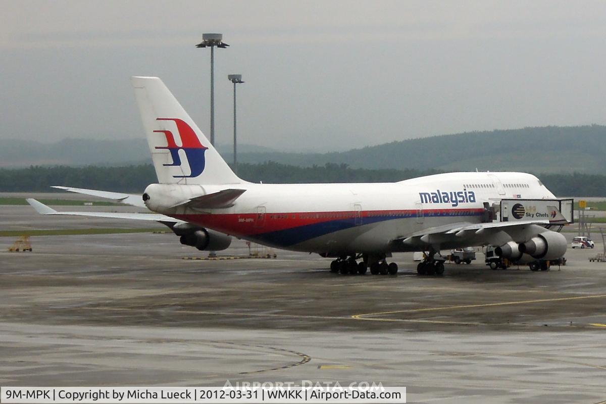 9M-MPK, 1998 Boeing 747-4H6 C/N 28427, At Kuala Lumpur