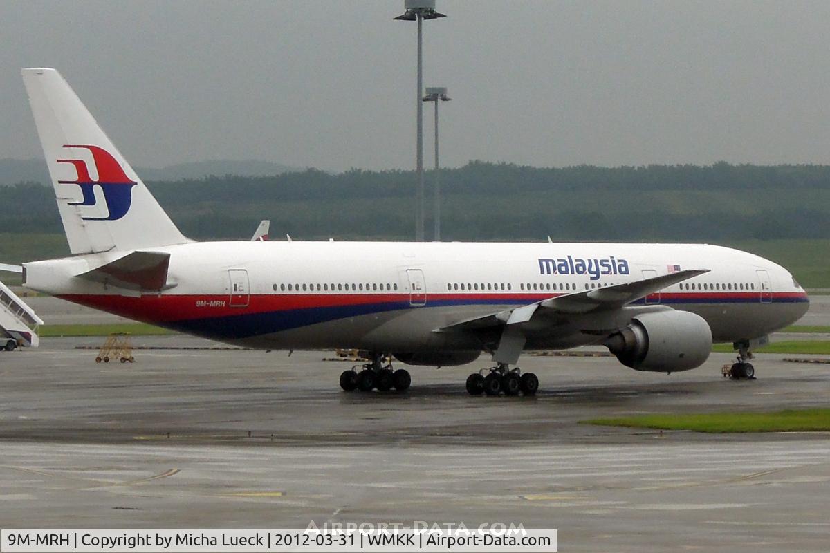 9M-MRH, 1998 Boeing 777-2H6/ER C/N 28415, At Kuala Lumpur