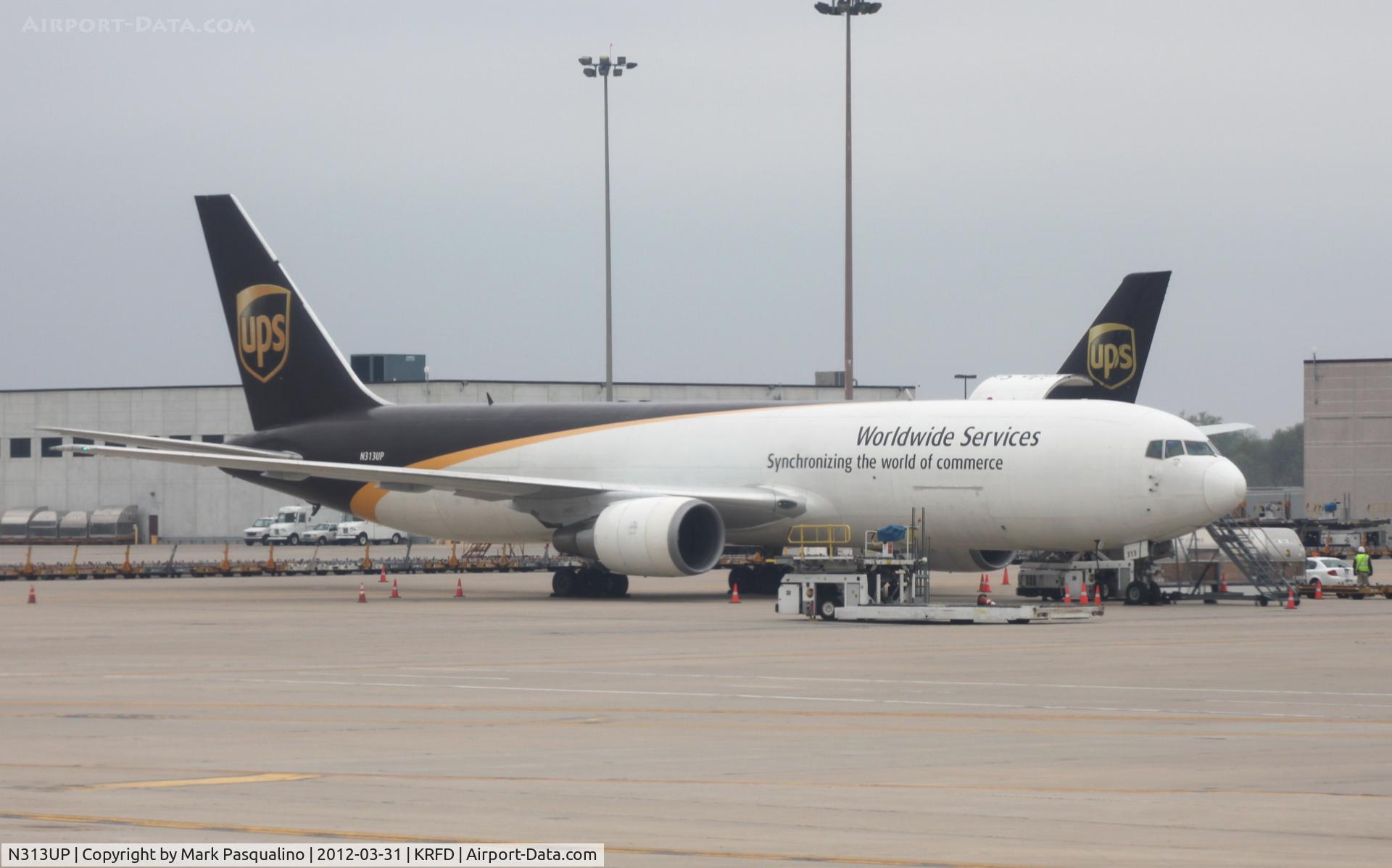 N313UP, 1996 Boeing 767-34AF C/N 27764, Boeing 767-300F