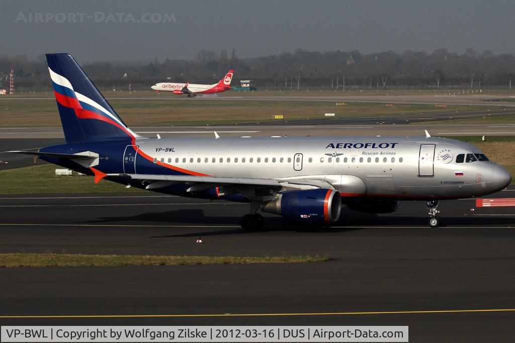 VP-BWL, 2004 Airbus A319-111 C/N 2243, visitor