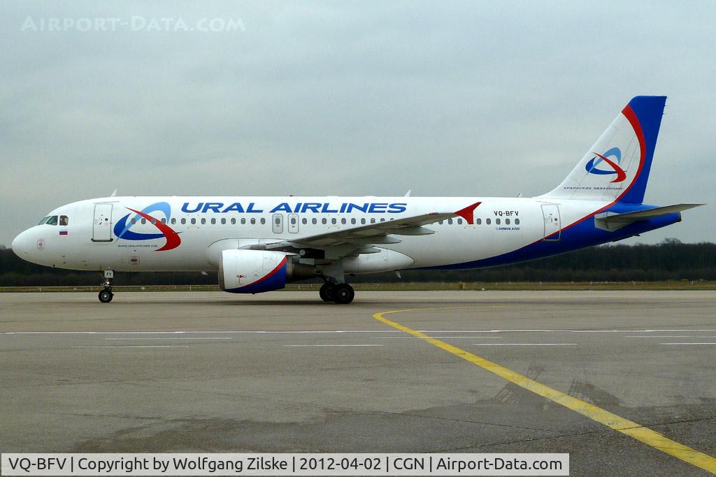 VQ-BFV, 1999 Airbus A320-214 C/N 1152, visitor
