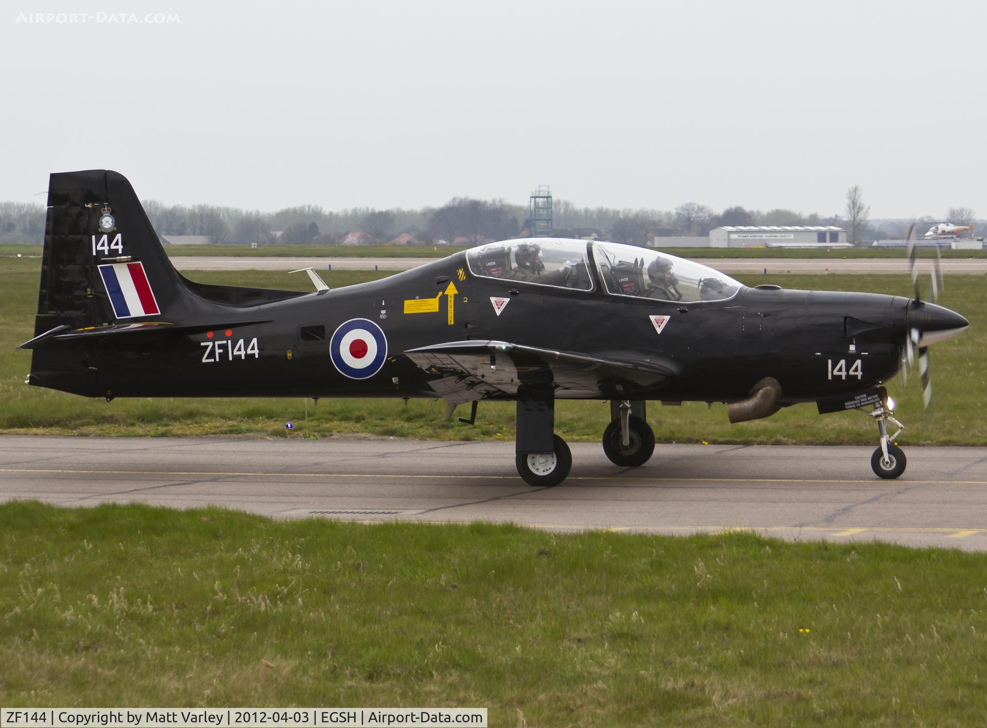 ZF144, 1988 Short S-312 Tucano T1 C/N S010/T10, Taxiing via the Alfa taxiway.