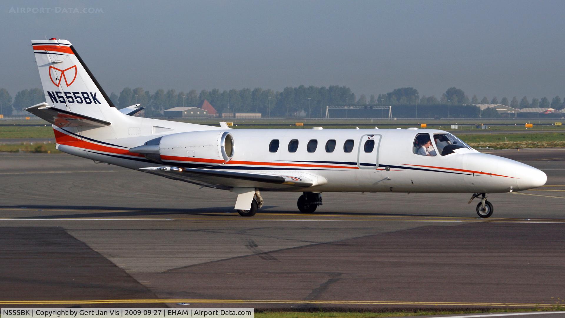 N555BK, 2000 Cessna 550 C/N 550-0916, Taxiing by
