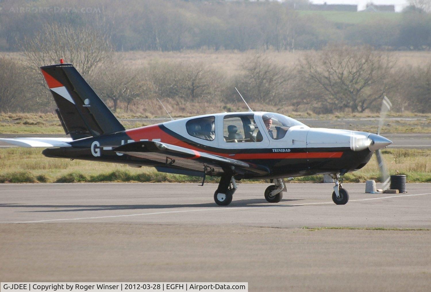 G-JDEE, 1982 Socata TB-20 Trinidad C/N 333, Visiting TB20 Trinadad.