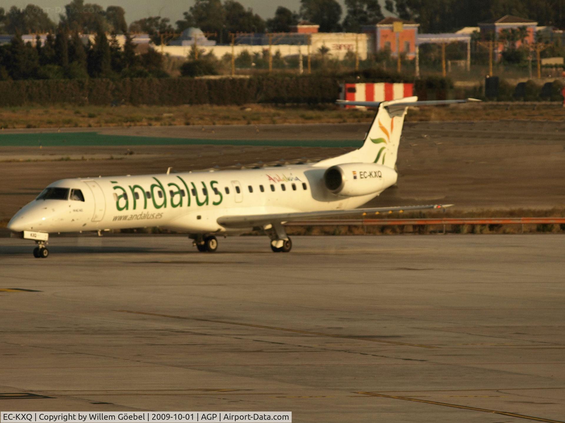 EC-KXQ, 2000 Embraer EMB-145EU (ERJ-145EU) C/N 145219, Taxi to the gate of Malaga Airport