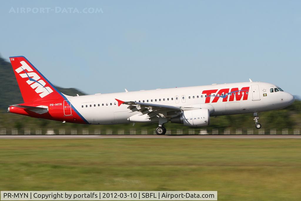 PR-MYN, 2011 Airbus A320-214 C/N 4953, TAM Linhas Aereas