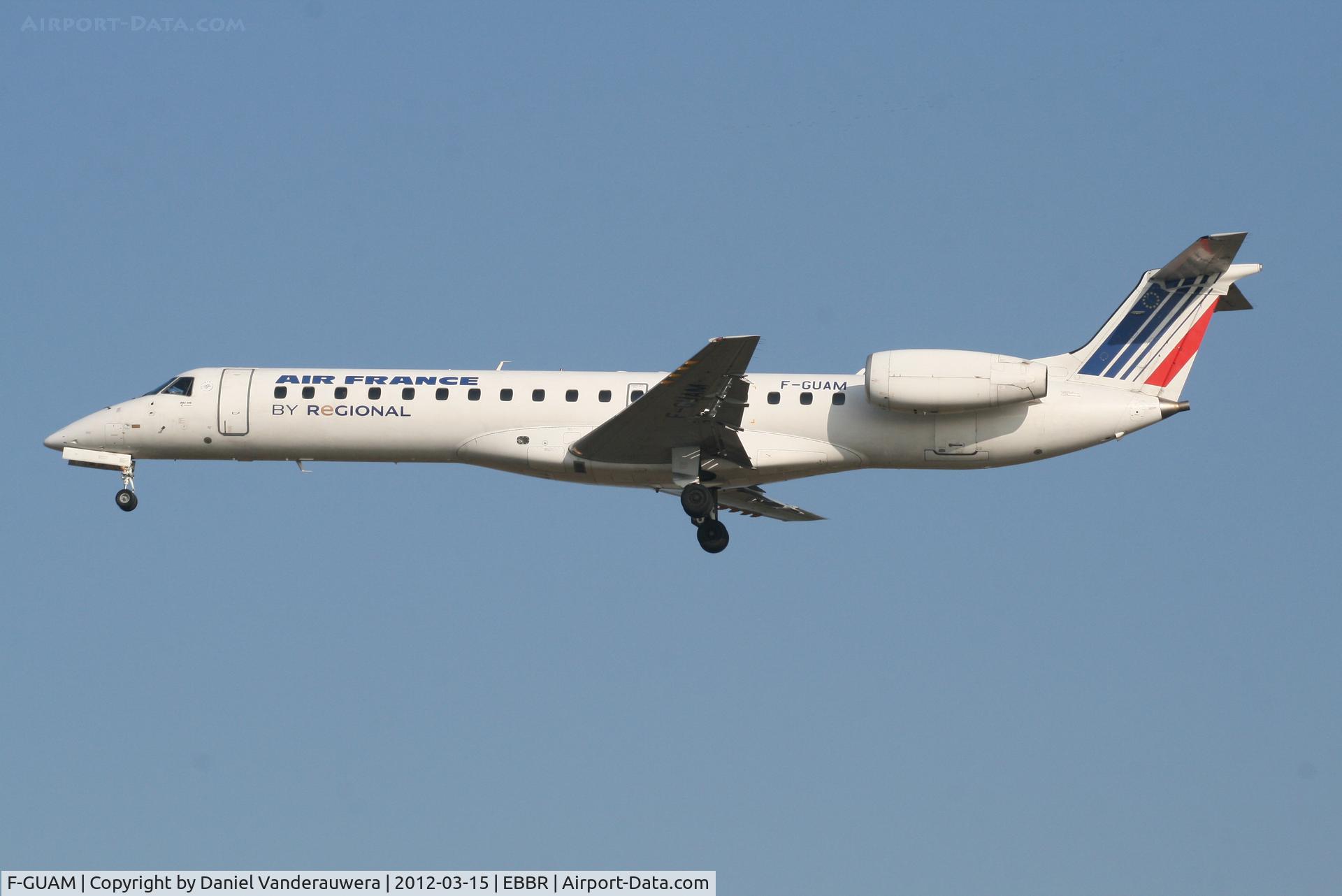 F-GUAM, 2000 Embraer ERJ-145LR (EMB-145LR) C/N 145266, Arrival of flight AF5402 to RWY 25L