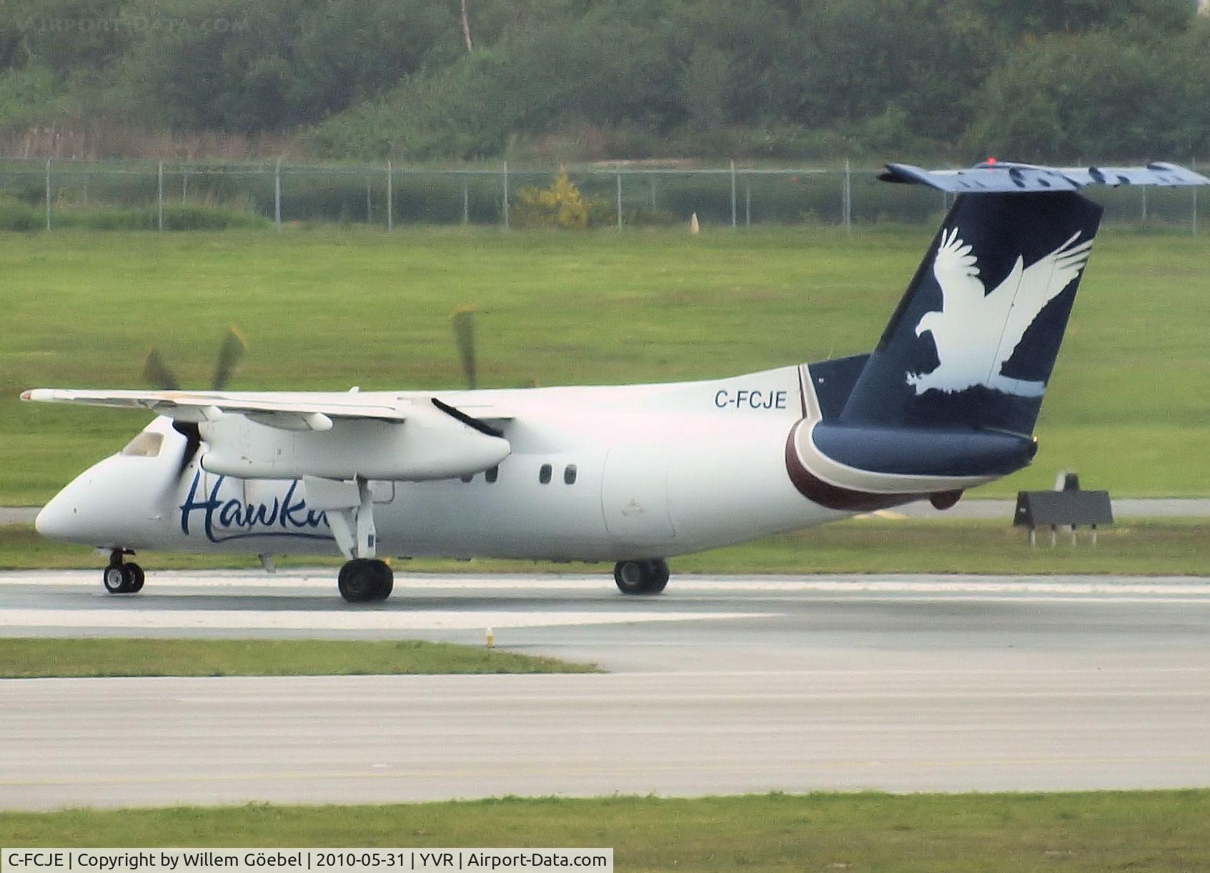 C-FCJE, 1989 De Havilland Canada DHC-8-102 Dash 8 C/N 165, Taxi to the runway from Vancouver Airport
