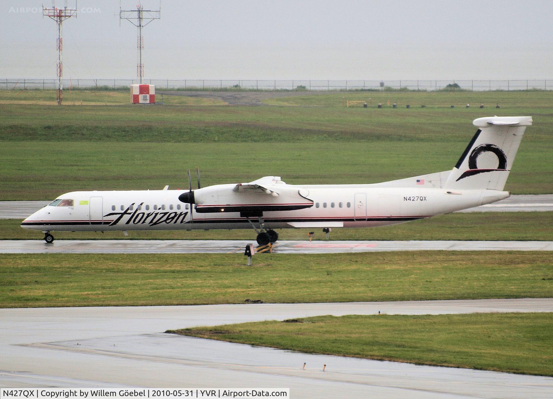 N427QX, 2007 Bombardier DHC-8-402 Dash 8 C/N 4156, Taxi to the runway of Vancouver Airport