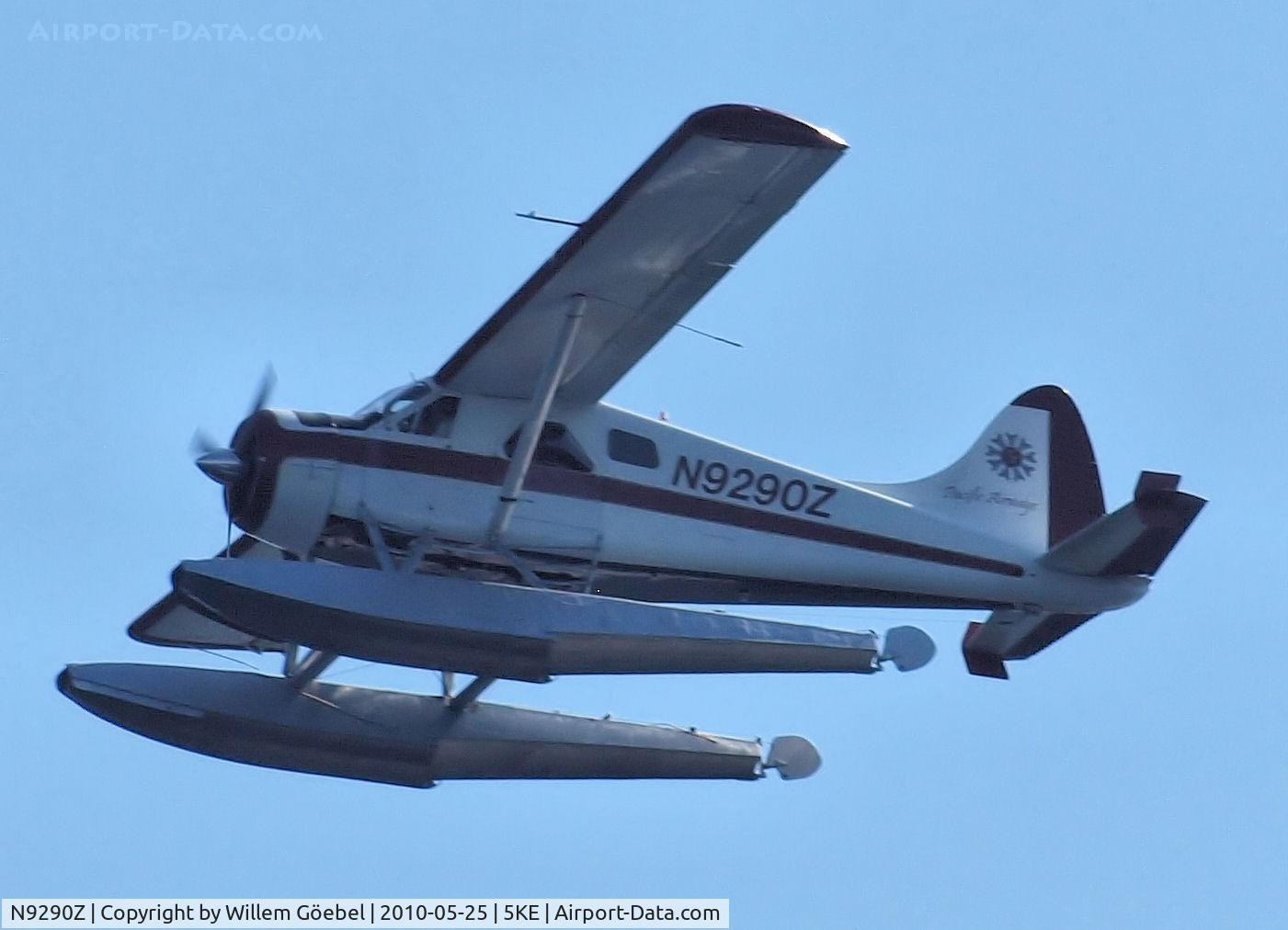 N9290Z, 1959 De Havilland Canada DHC-2 Beaver Mk.I C/N 1387, Fly over the harbour of Ketchikan