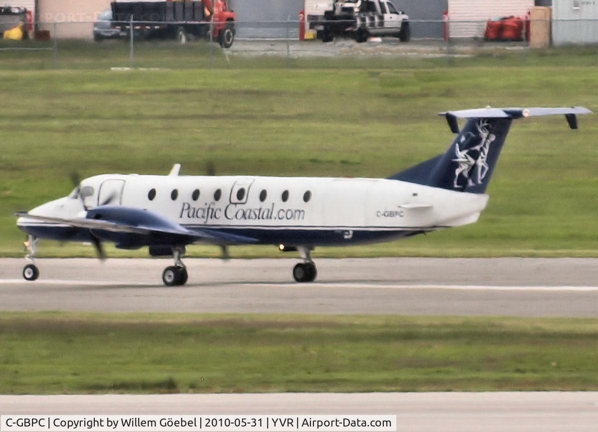 C-GBPC, 1985 Beech 1900C C/N UB-43, Taxi to the runway of Vancouver Airport