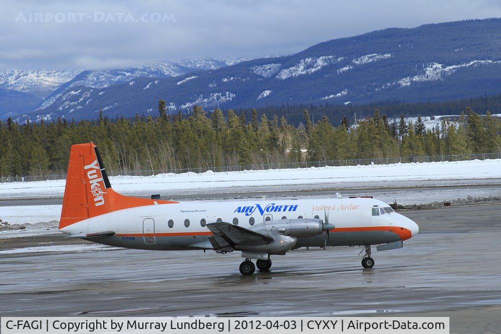 C-FAGI, 1971 Hawker Siddeley HS.748 Series 2A C/N 1699, Taxiing for takeoff.