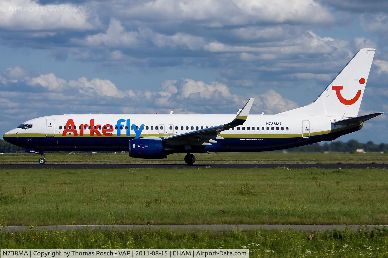 N738MA, 2004 Boeing 737-8Q8 C/N 32799, Arkefly