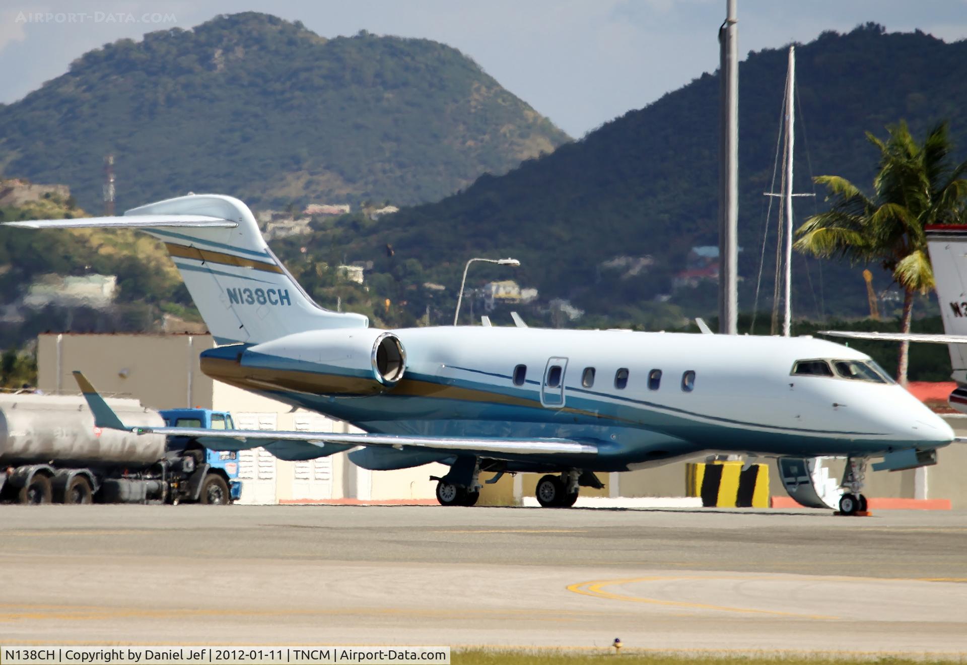 N138CH, Bombardier Challenger 300 (BD-100-1A10) C/N 20249, N138CH