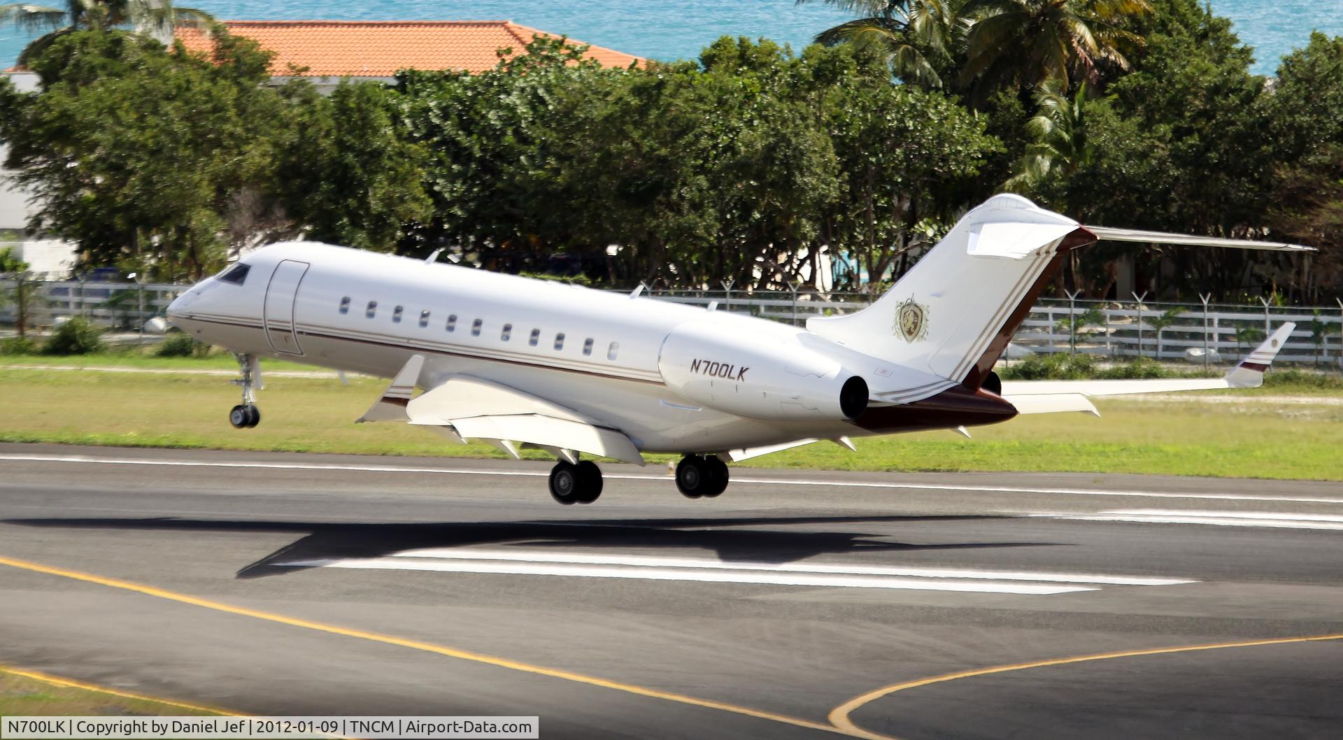 N700LK, 2006 Bombardier BD-700-1A10 Global 5000 C/N 9192, N700LK