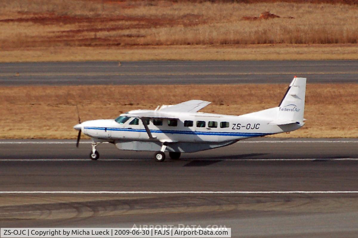 ZS-OJC, Cessna 208B C/N 208B0593, At Jo'burg