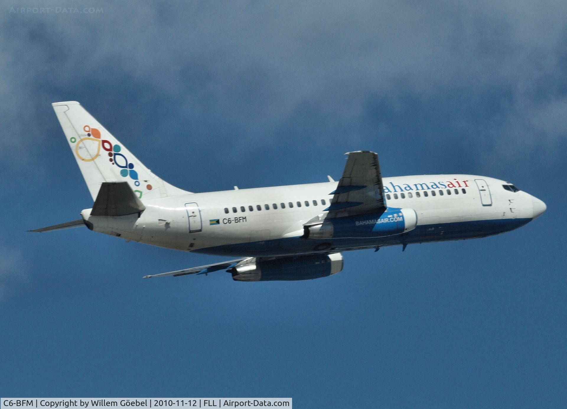C6-BFM, 1981 Boeing 737-2K5 C/N 22596, Take off from frt  Lauderdale Airport