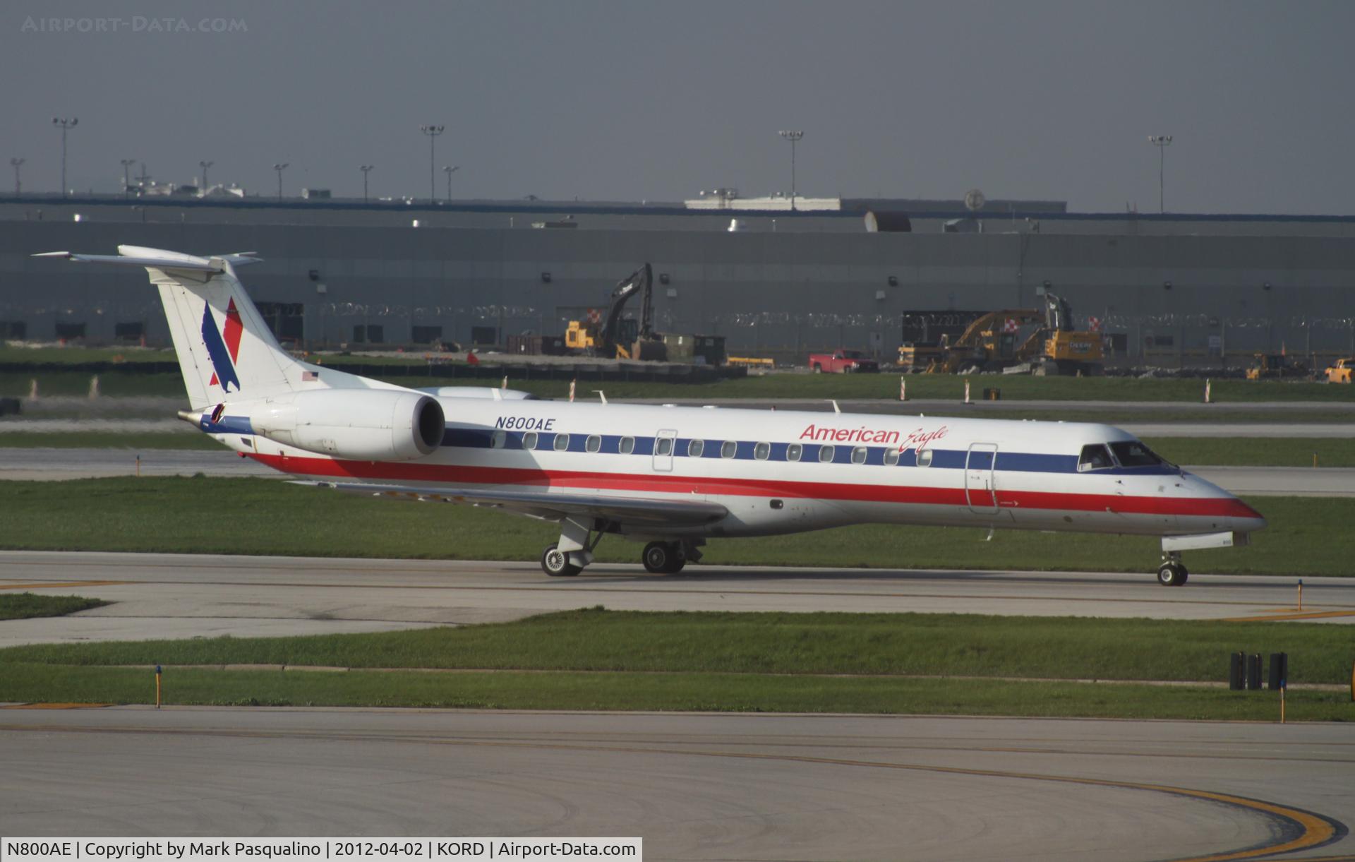 N800AE, 2001 Embraer ERJ-140LR (EMB-135KL) C/N 145425, EMB-135KL