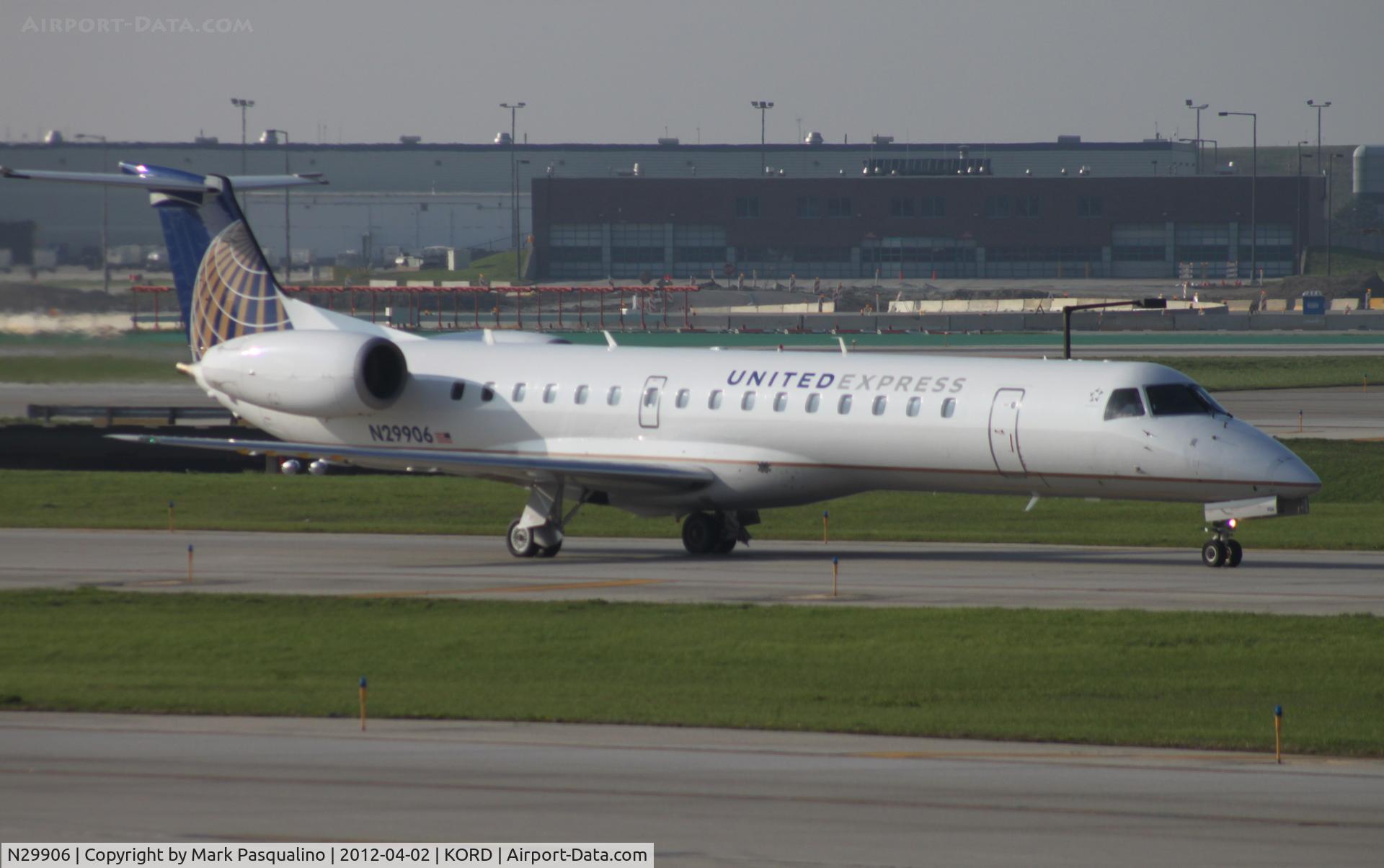 N29906, 2001 Embraer ERJ-145LR (EMB-145LR) C/N 145472, EMB-145LR
