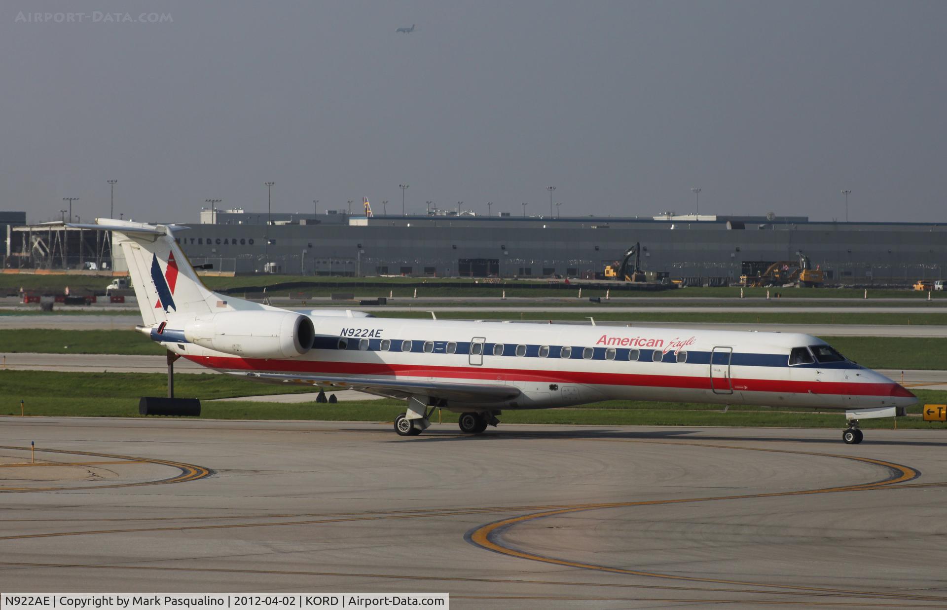 N922AE, 2005 Embraer ERJ-145LR (EMB-145LR) C/N 14500906, EMB-145LR
