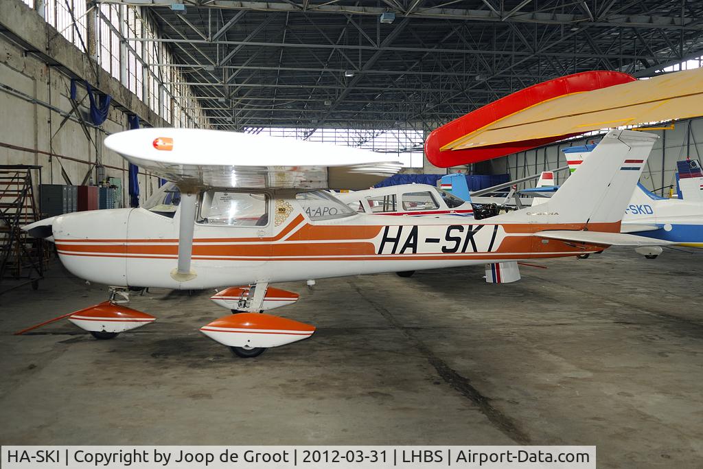 HA-SKI, Cessna 150G C/N 15065401, ex N2201J