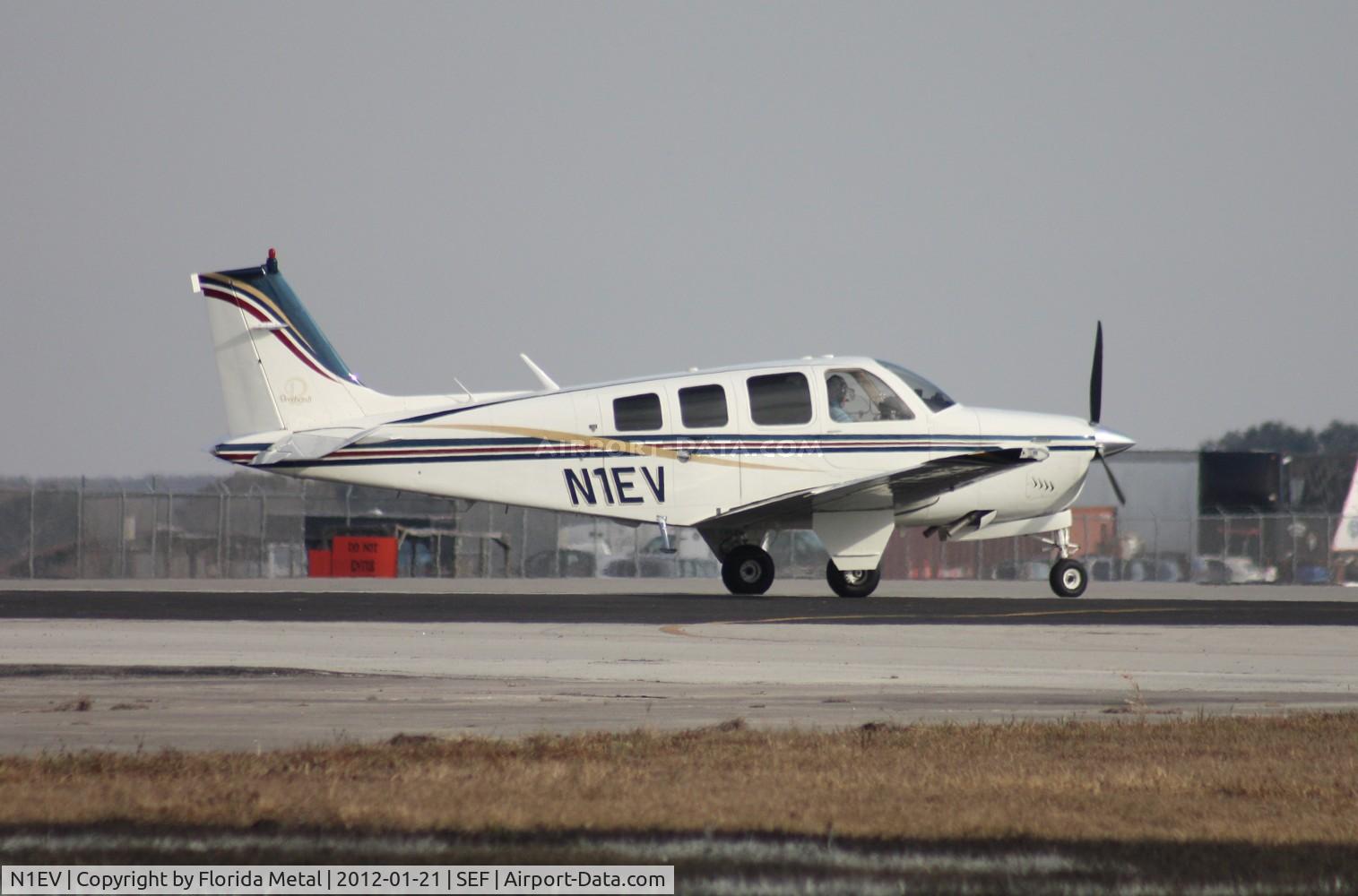 N1EV, 1979 Beech A36 Bonanza 36 C/N E-1463, Beech A36