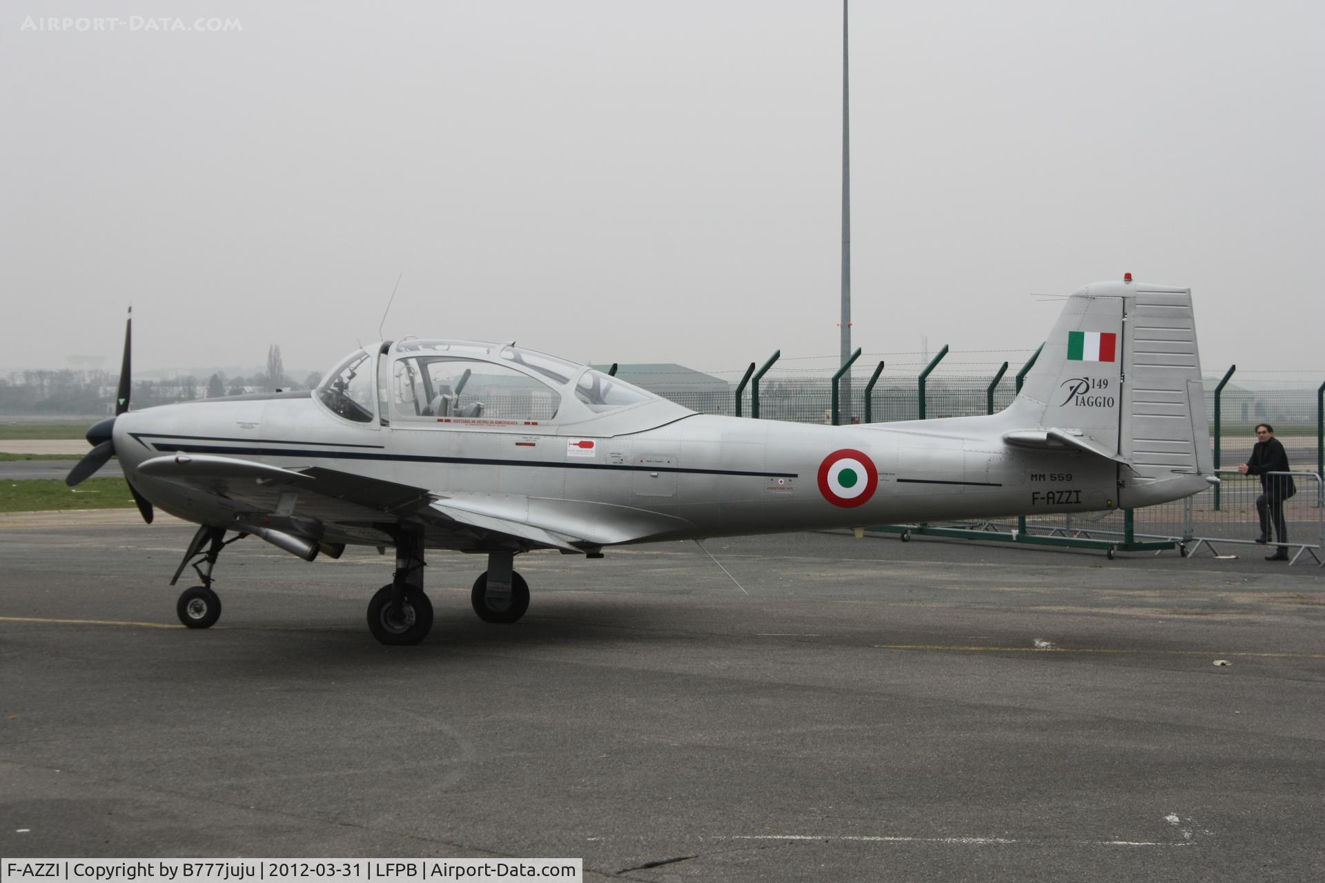 F-AZZI, 1960 Focke-Wulf FWP-149D C/N 153, on display at Le Bourget