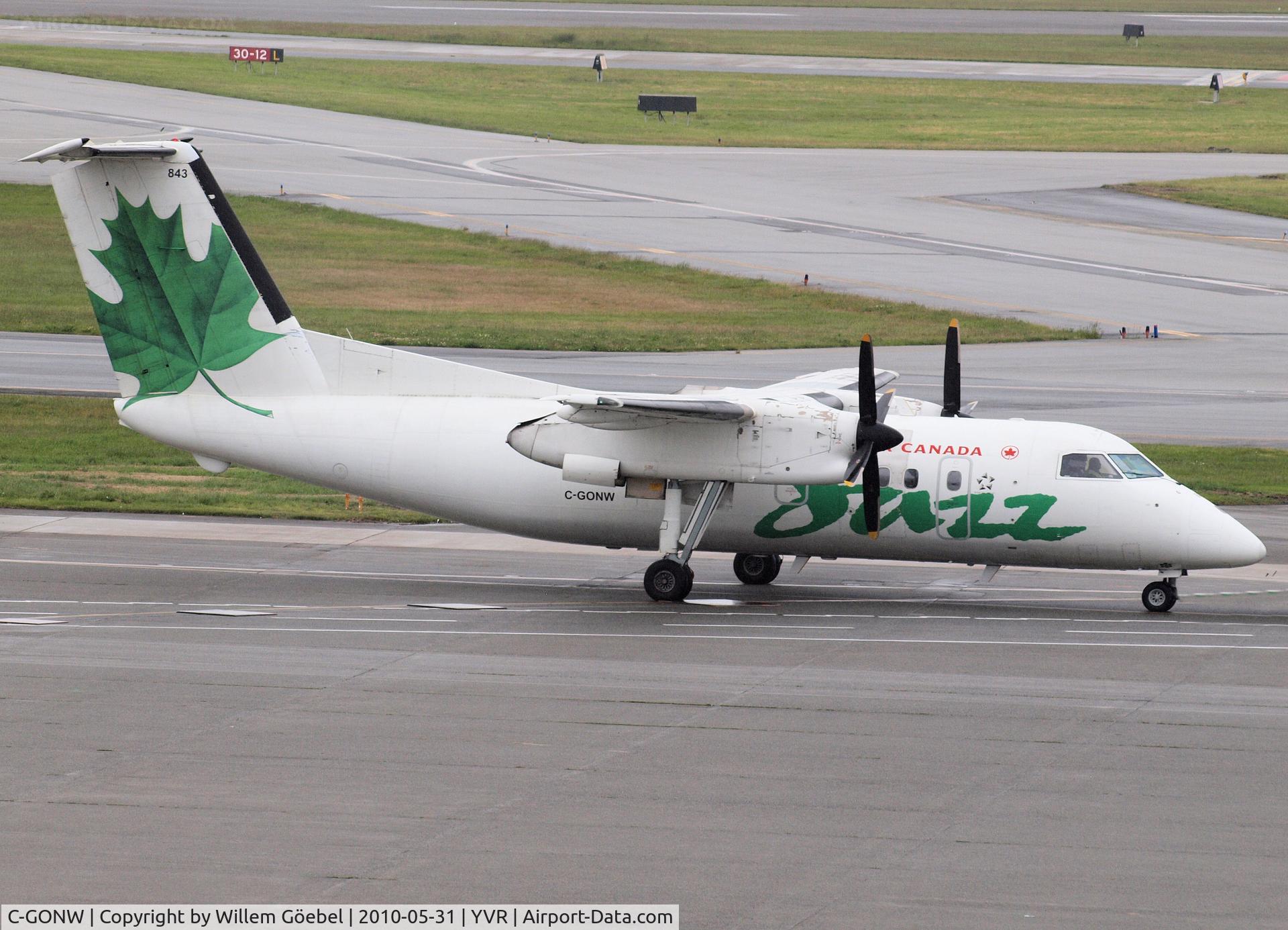 C-GONW, 1988 De Havilland Canada DHC-8-102 Dash 8 C/N 112, Arrival on YVR Airport