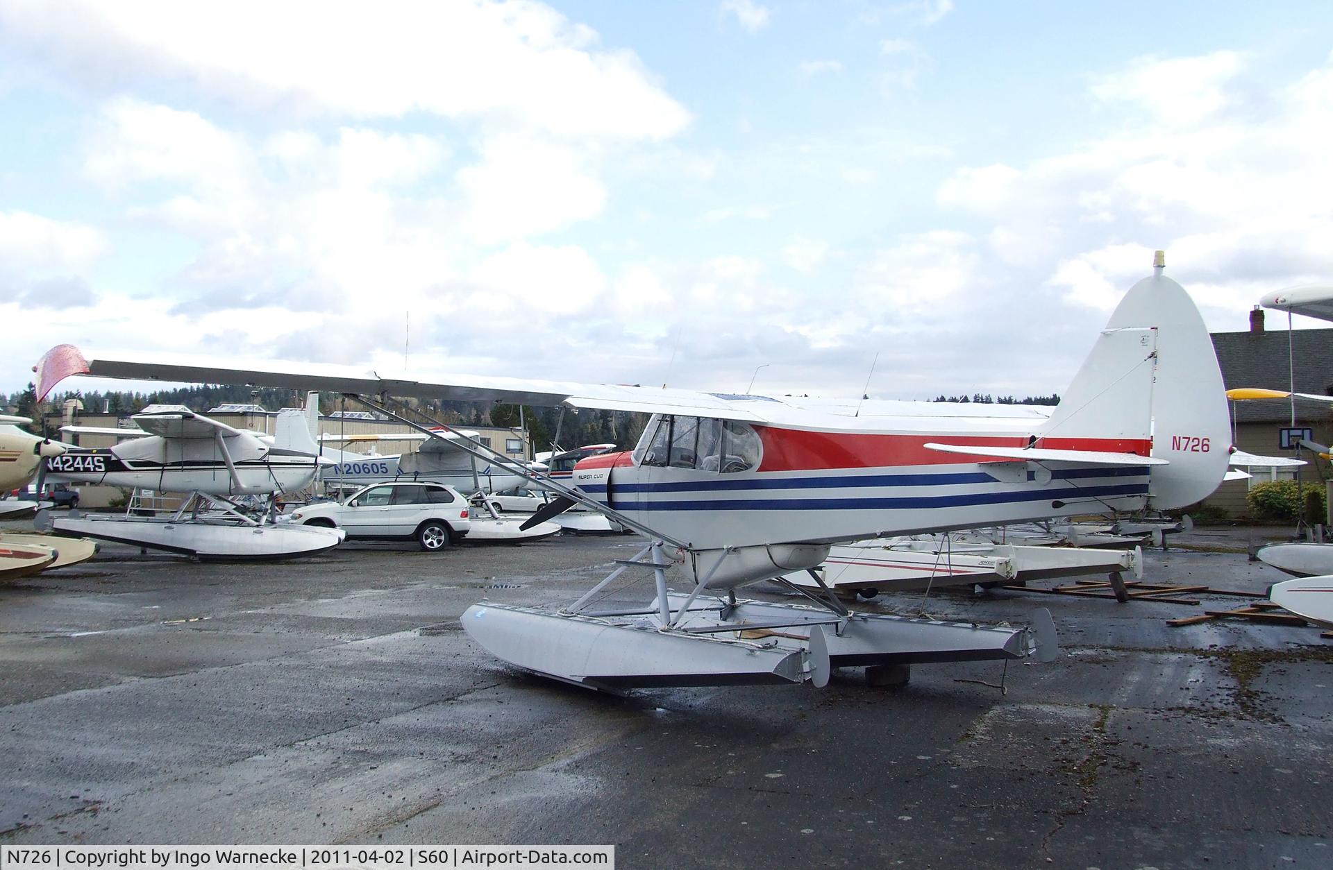 N726, 1982 Piper PA-18-150 Super Cub C/N 18-8309021, Piper PA-18-150 Super Cub on floats at Kenmore Air Harbor, Kenmore WA