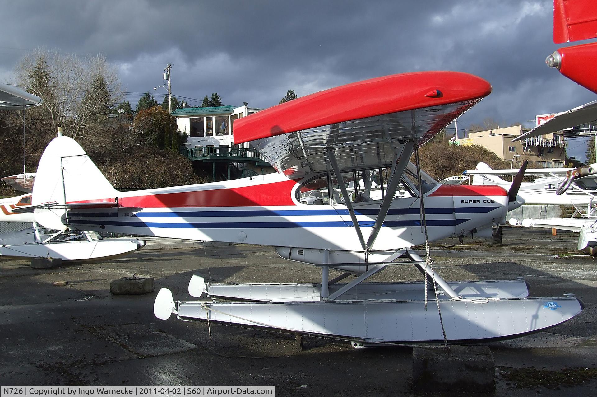 N726, 1982 Piper PA-18-150 Super Cub C/N 18-8309021, Piper PA-18-150 Super Cub on floats at Kenmore Air Harbor, Kenmore WA