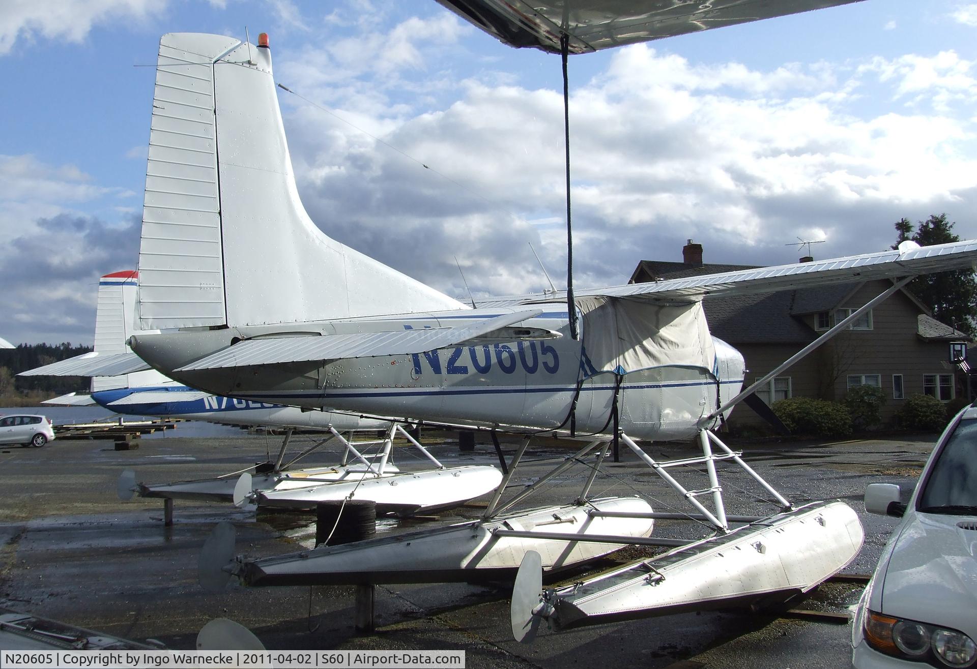 N20605, 1981 Cessna 180K Skywagon C/N 18053199, Cessna 180K Skywagon on floats at Kenmore Air Harbor, Kenmore WA