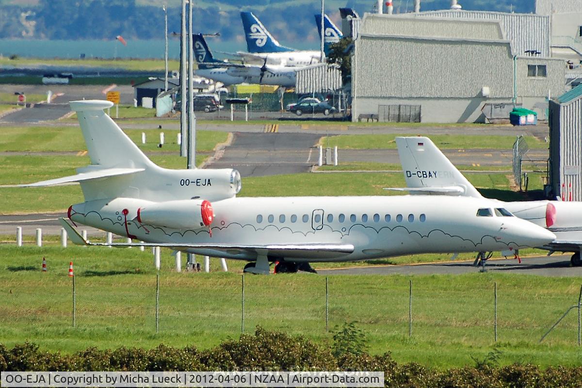 OO-EJA, 2011 Dassault Falcon 7X C/N 124, At Auckland
