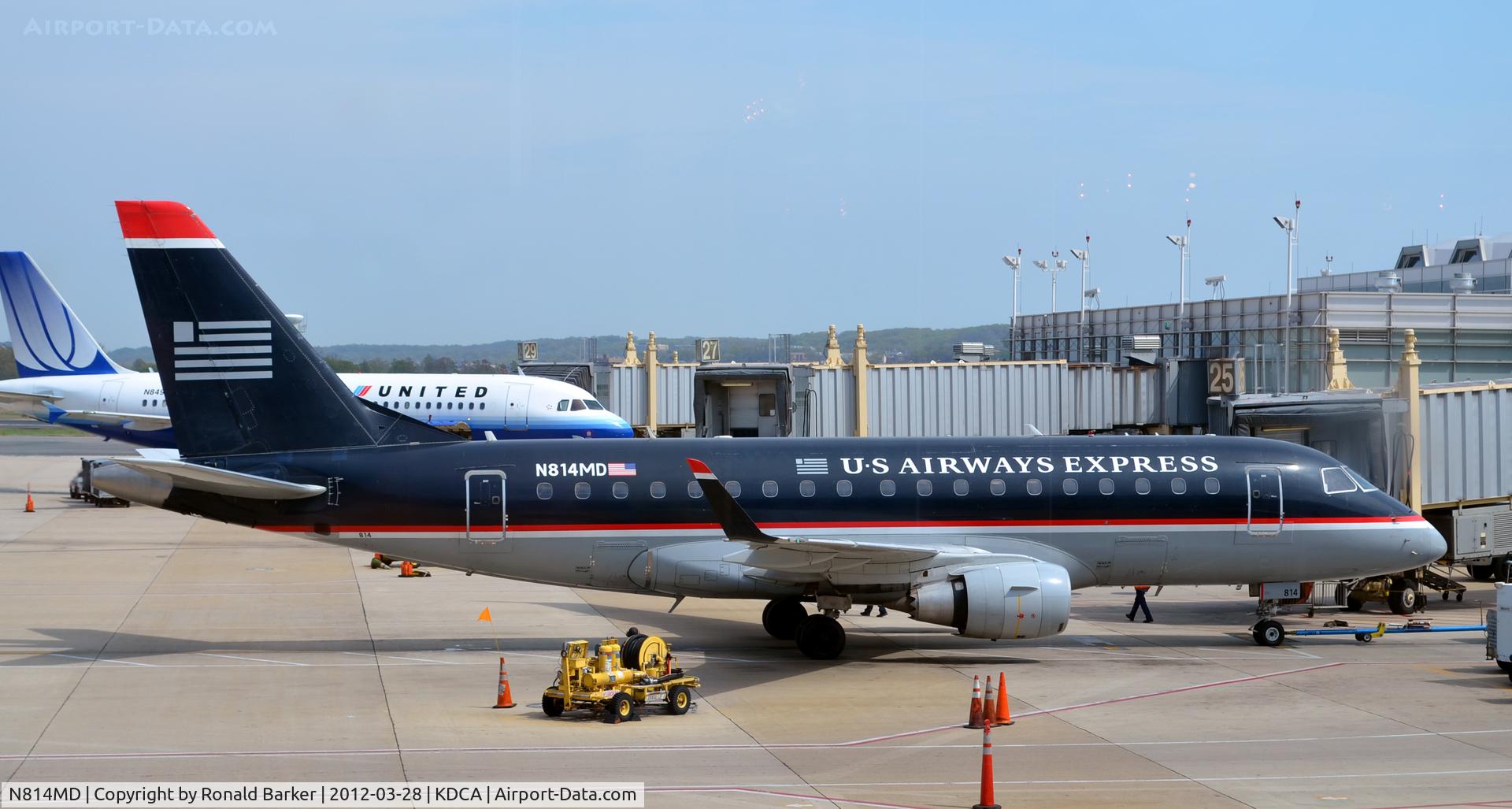 N814MD, 2004 Embraer 170SU (ERJ-170-100SU) C/N 17000033, DCA, VA