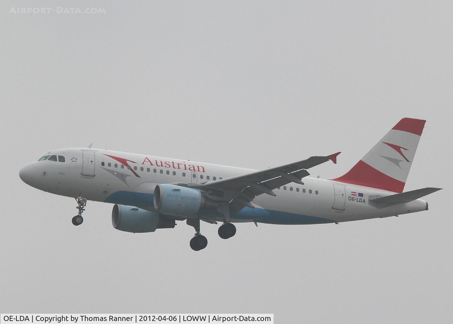 OE-LDA, 2004 Airbus A319-112 C/N 2131, Austrian Airlines Airbus A319