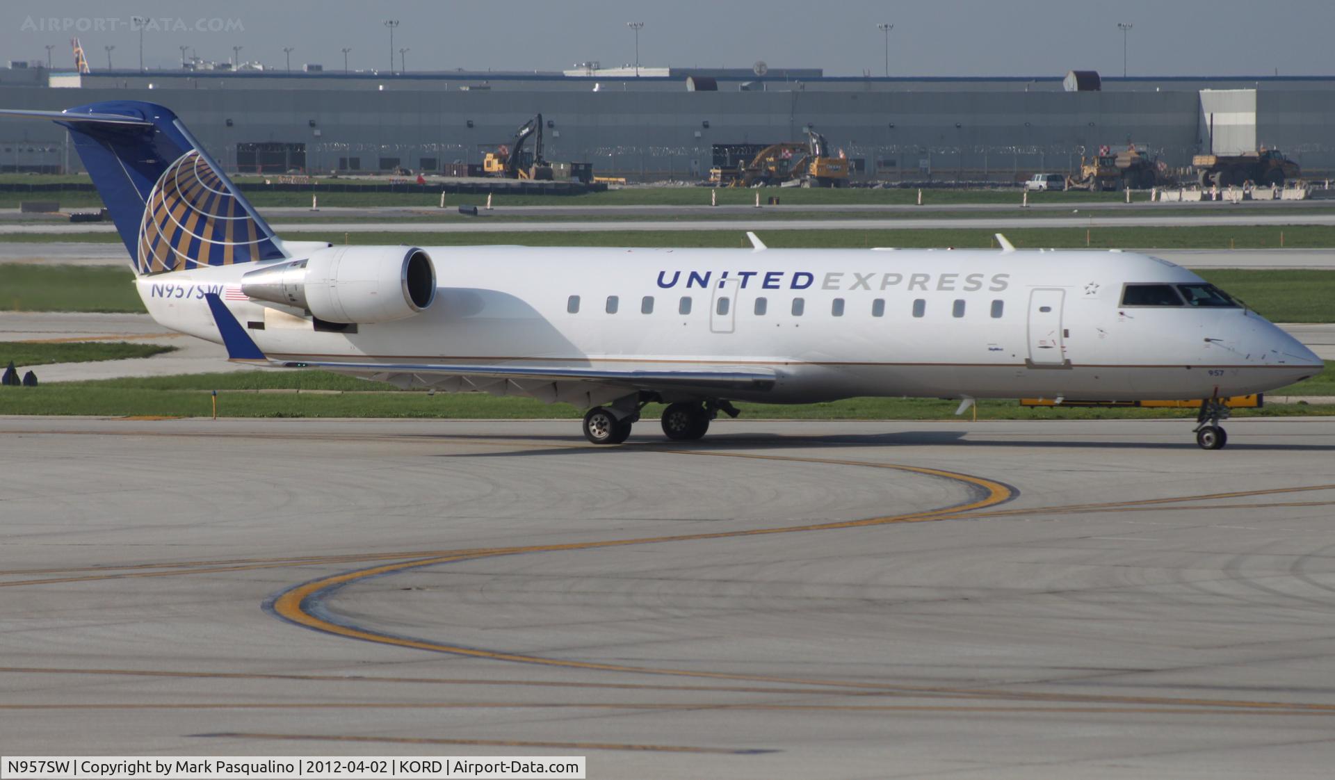 N957SW, 2003 Bombardier CRJ-200LR (CL-600-2B19) C/N 7829, CL-600-2B19