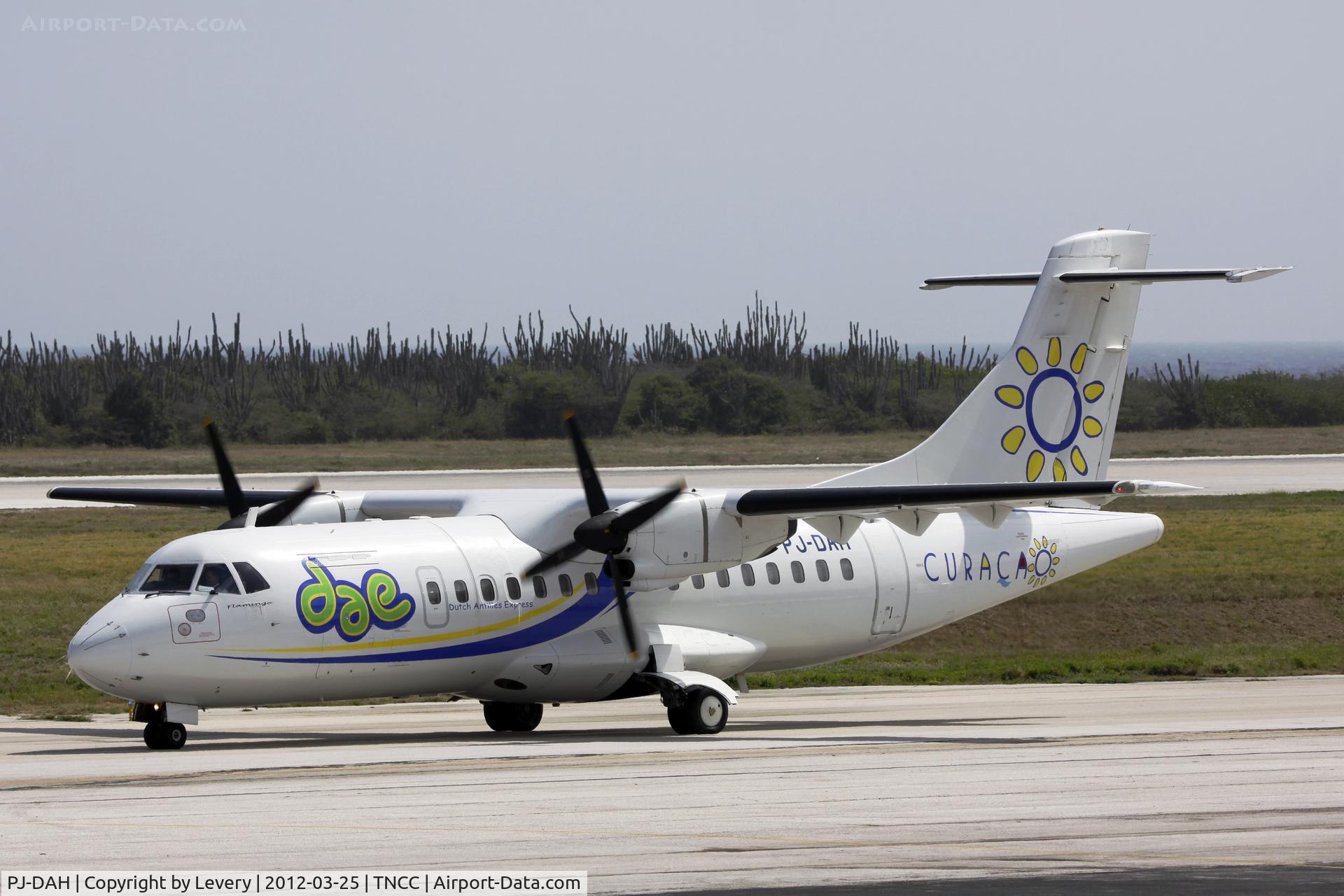 PJ-DAH, 1988 ATR 42-320 C/N 090, New colors!!!