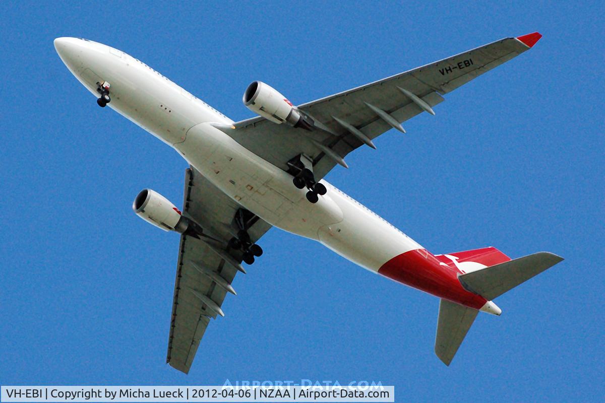 VH-EBI, 2008 Airbus A330-203 C/N 898, At Auckland