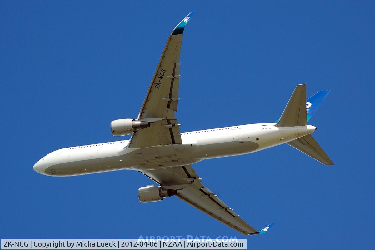ZK-NCG, 1993 Boeing 767-319 C/N 26912, At Auckland