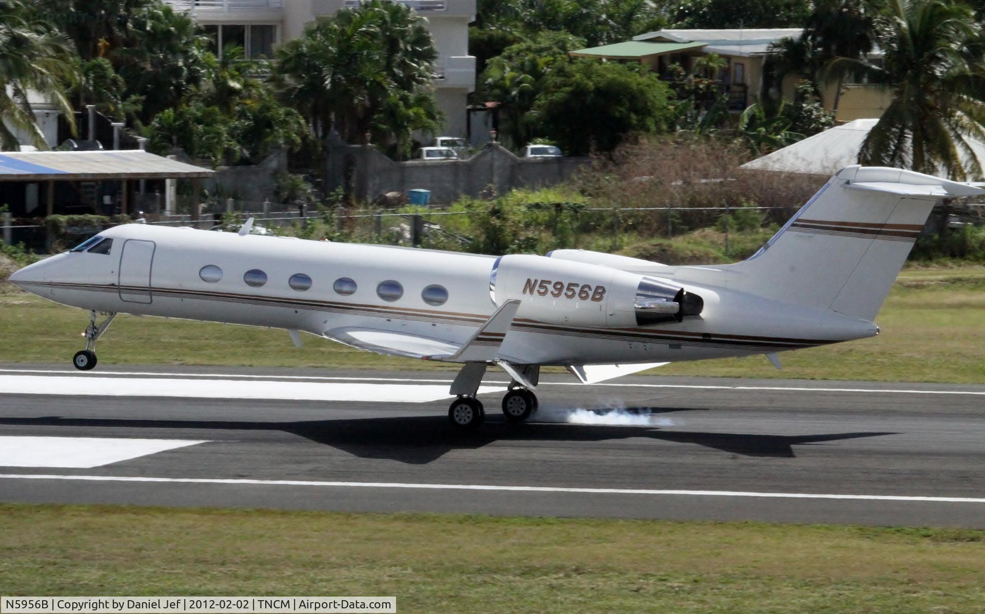 N5956B, 2001 Gulfstream Aerospace G-IV C/N 1469, N5956B