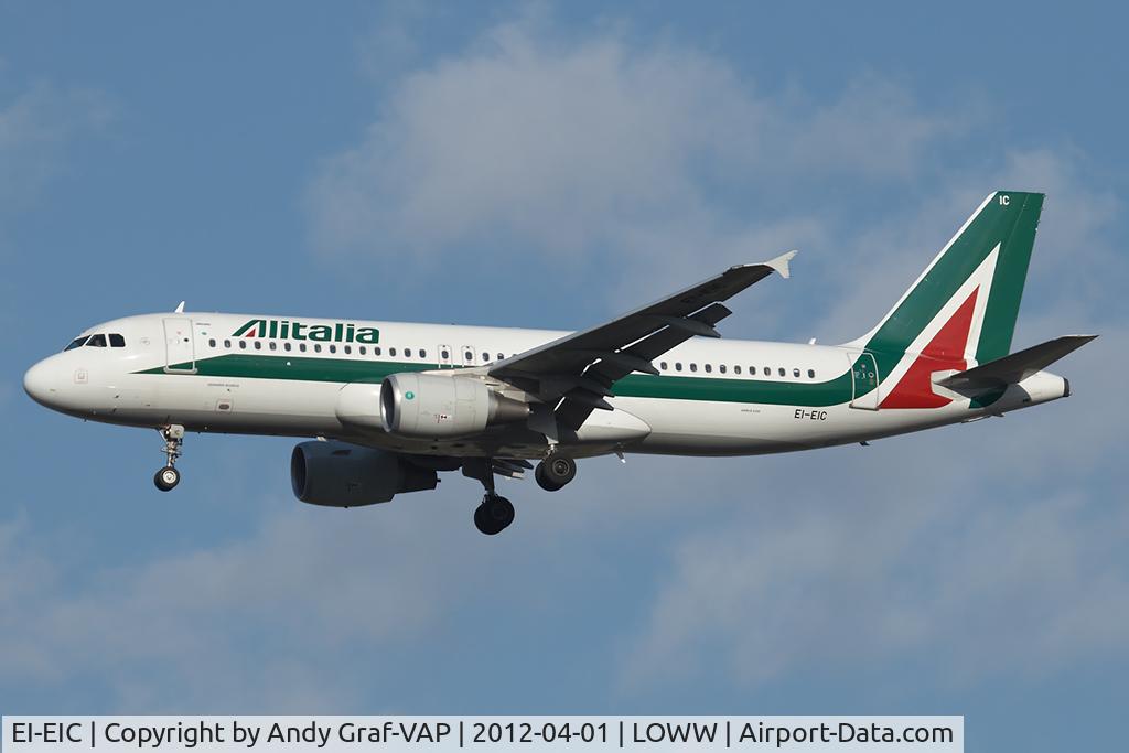 EI-EIC, 2010 Airbus A320-216 C/N 4520, Alitalia A320