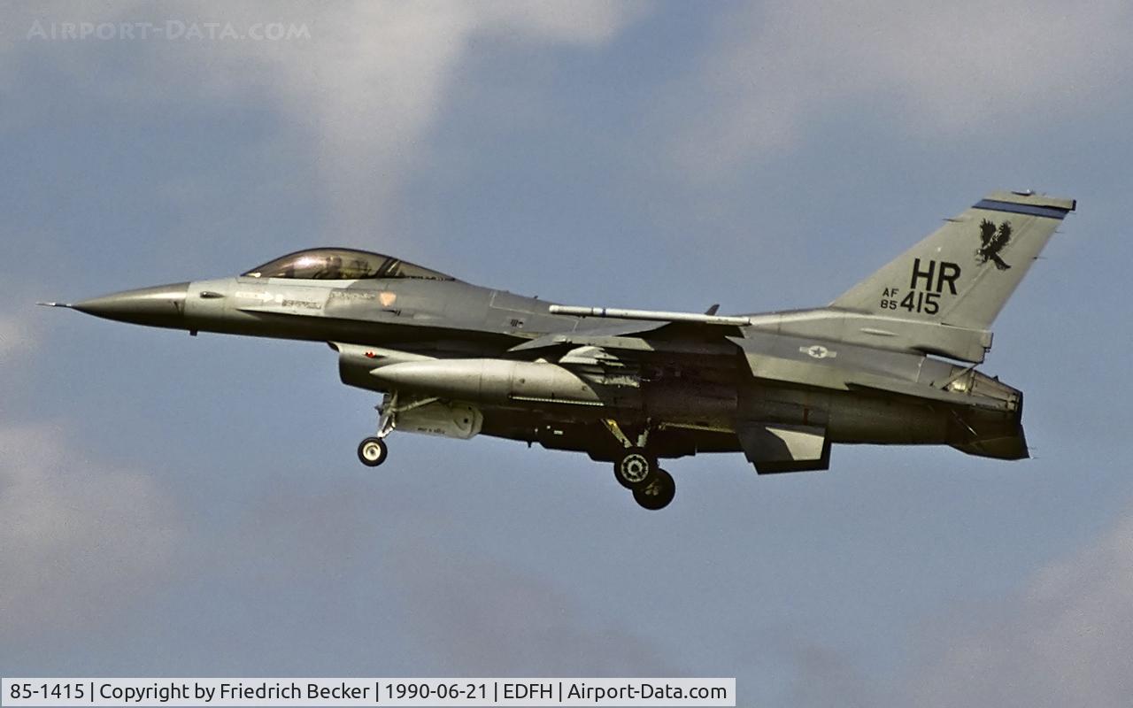 85-1415, 1985 General Dynamics F-16C Fighting Falcon C/N 5C-195, on final RW21